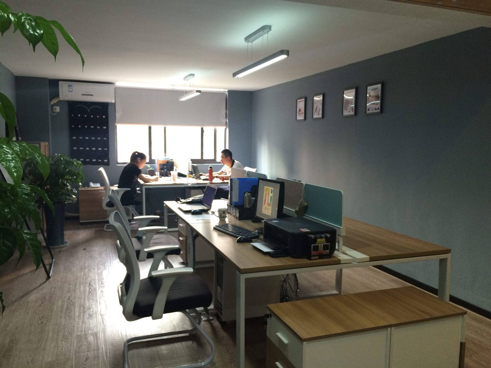 商丘市炫彩圖文設(shè)計(jì)制作 專業(yè)與創(chuàng)意并重的視覺藝術(shù)專家